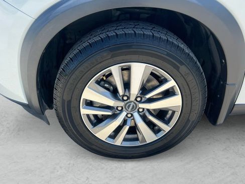 Used 2023 Nissan Pathfinder SL FWD image 23