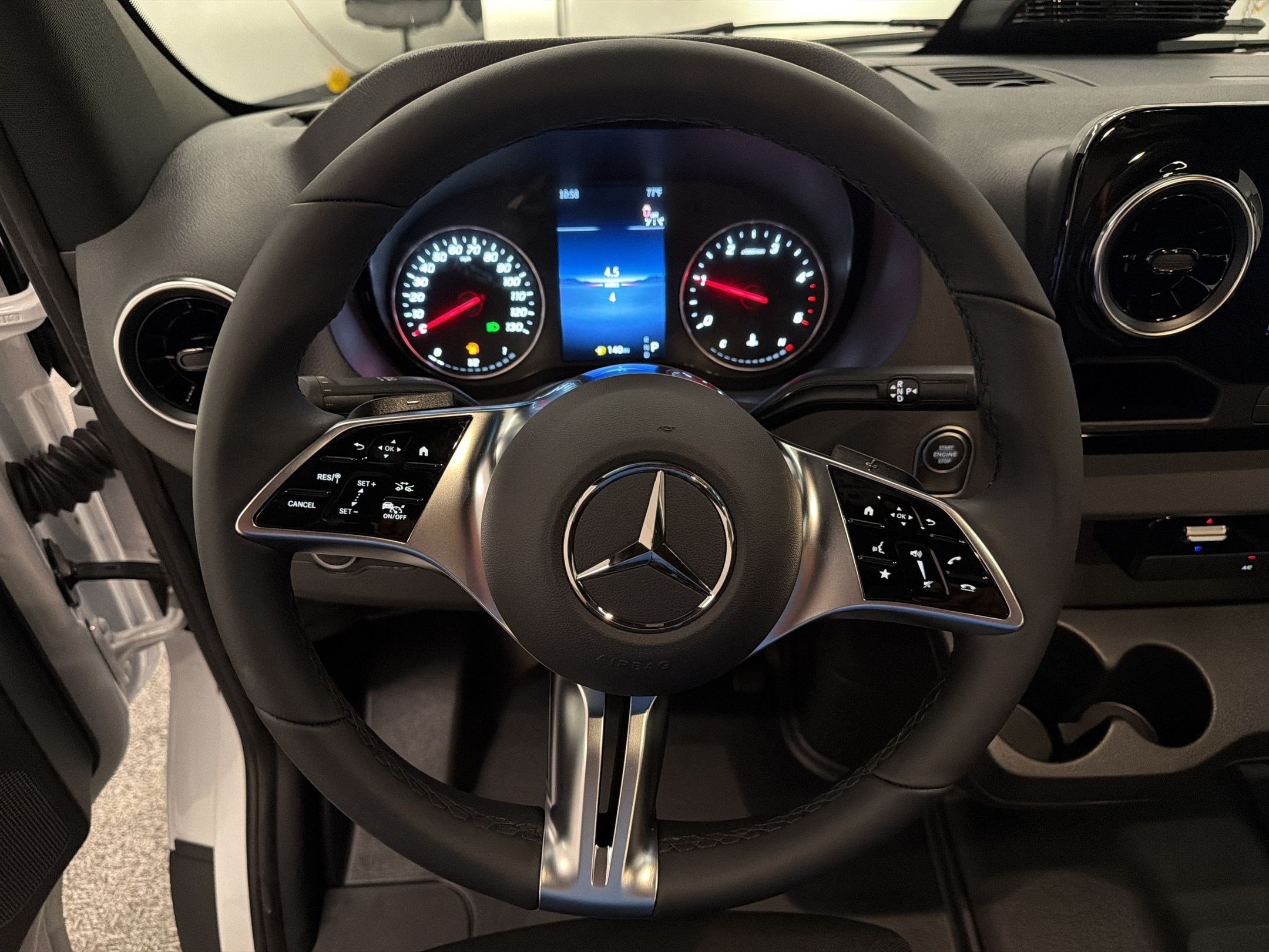 Used 2026 Mercedes-Benz Sprinter 2500 image 10