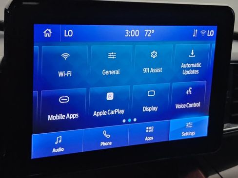 Used 2023 Ford Explorer XLT w/ Equipment Group 202A AWD/4WD image 39