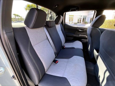 Used 2023 Toyota Tacoma TRD Sport w/ Advanced Technology Package image 20