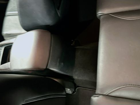 Used 2018 MAZDA MAZDA3 Touring FWD image 27