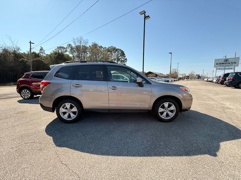 Used 2016 Subaru Forester 2.5i Limited image 3