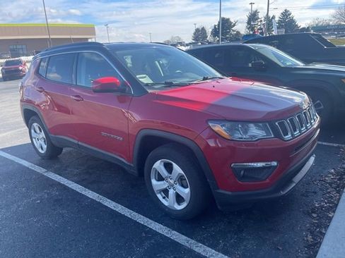 Used 2020 Jeep Compass Latitude w/ Popular Equipment Group image 3