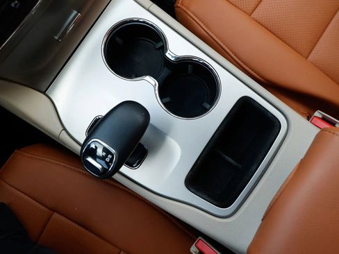 Used 2014 Jeep Grand Cherokee Limited RWD image 34