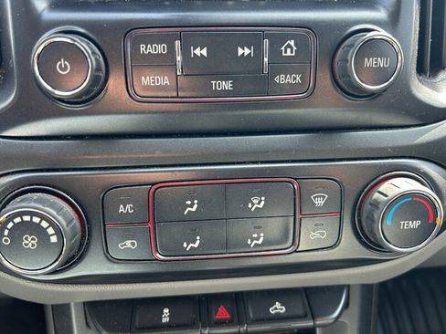 Used 2016 GMC Canyon SL image 12