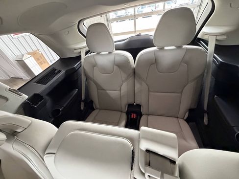 Used 2023 Volvo XC90 B6 Ultimate AWD/4WD image 29