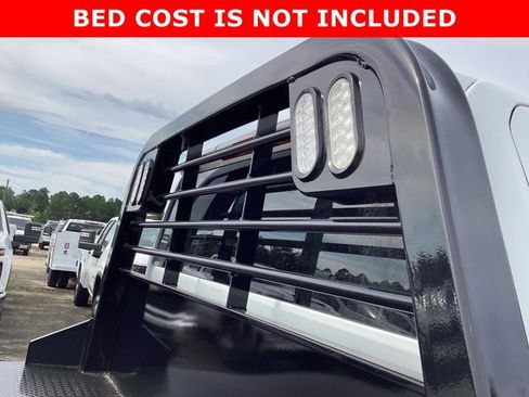 New 2025 GMC Sierra 3500 Pro w/ Convenience Package image 17