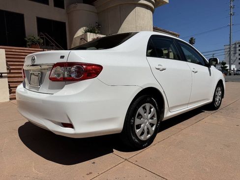 Used 2011 Toyota Corolla LE FWD image 7