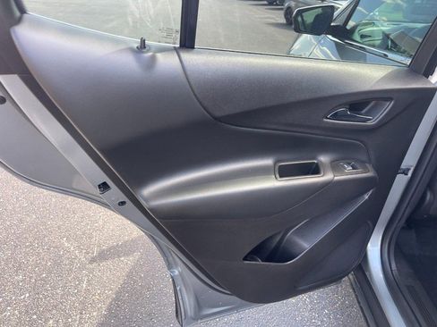 Used 2024 Chevrolet Equinox LT w/ LPO, Floor Liner Package AWD/4WD image 20