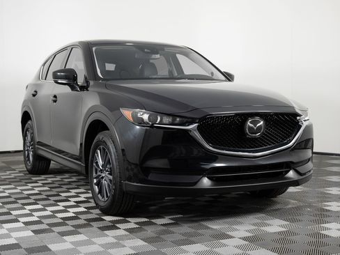 Used 2020 MAZDA CX-5 Touring image 10