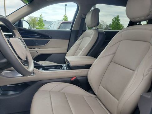 Certified 2024 Lincoln Nautilus Premier AWD/4WD image 7
