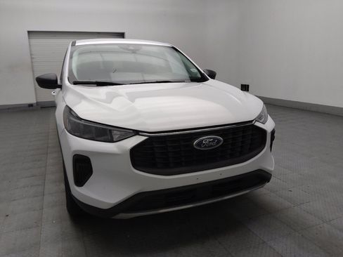 Used 2025 Ford Escape Active AWD/4WD image 14