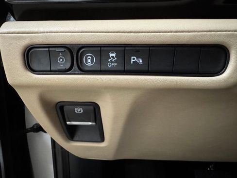 Used 2025 Acura MDX FWD w/ Technology Package image 10
