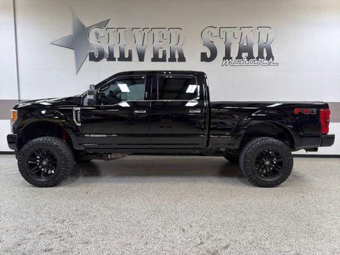 Used 2017 Ford F250 Platinum w/ Platinum Ultimate Package image 5