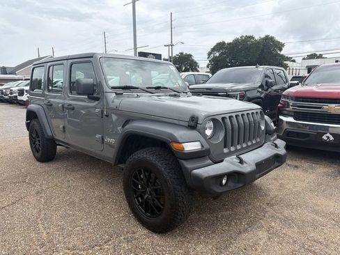 Used 2020 Jeep Wrangler Unlimited Sport AWD/4WD image 4