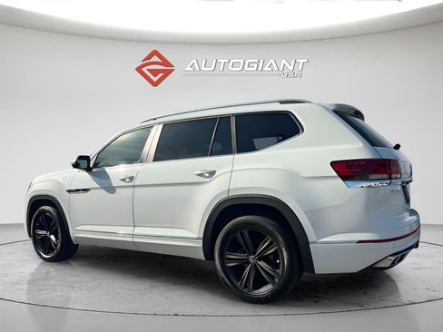 Used 2022 Volkswagen Atlas SEL R-Line AWD/4WD image 4