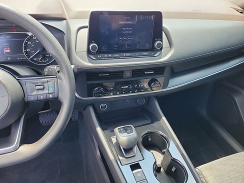 Certified 2023 Nissan Rogue SV FWD image 21