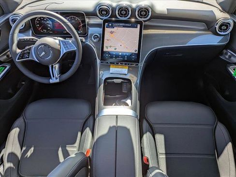 Used 2026 Mercedes-Benz GLC 300 image 14