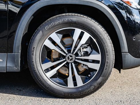 Used 2025 Mercedes-Benz GLA 250 image 9