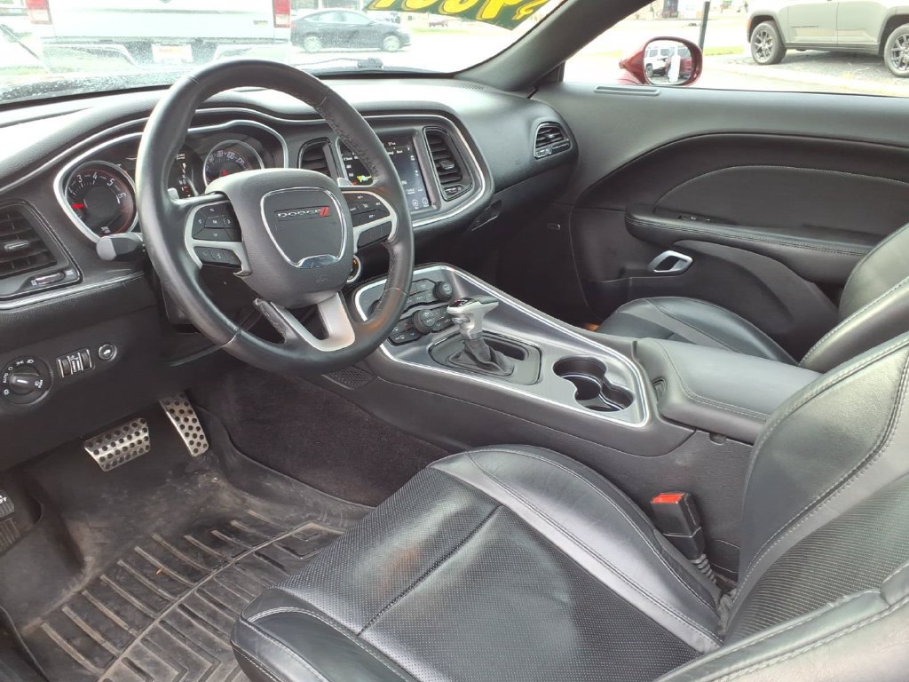 Used 2017 Dodge Challenger GT w/ Driver Convenience Group AWD/4WD image 7