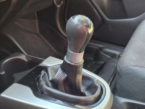 Used 2015 Honda Fit EX image 13