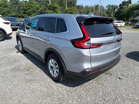 Used 2025 Honda CR-V LX image 6