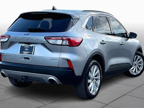 Certified 2022 Ford Escape Titanium w/ Titanium Elite Package AWD/4WD image 13