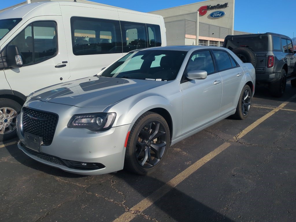 Used 2023 Chrysler 300 S RWD image 36