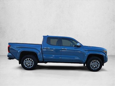 Used 2026 Toyota Tacoma Limited AWD/4WD image 4