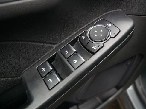 Used 2024 Ford Escape Platinum image 8