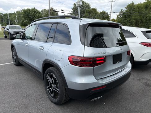 Used 2026 Mercedes-Benz GLB 250 4MATIC image 5