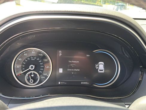 Used 2023 Genesis GV70 2.5T AWD/4WD image 23