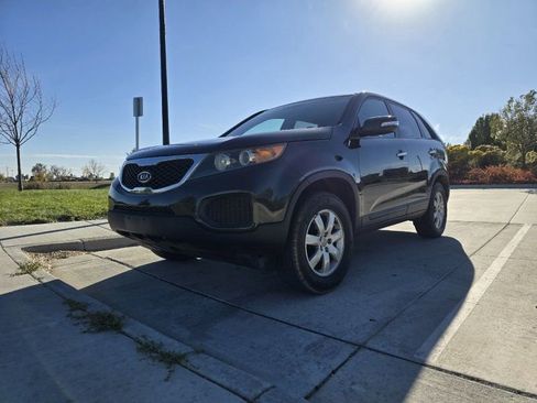 Used 2011 Kia Sorento LX image 11