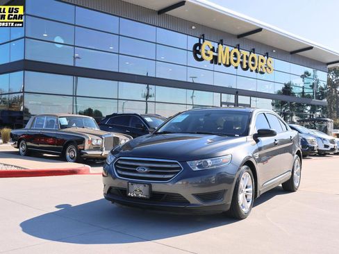 Used 2019 Ford Taurus SE image 1
