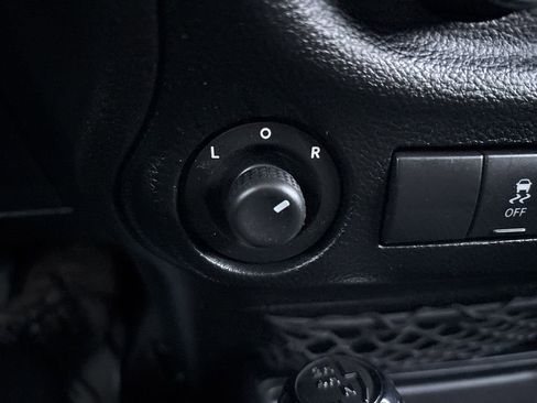 Used 2014 Jeep Wrangler Unlimited Sport w/ Quick Order Package 24S image 33