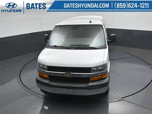 Used 2019 Chevrolet Express 3500 LT w/ LT Preferred Equipment Group RWD image 37