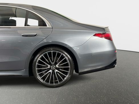 Used 2022 Mercedes-Benz S 580 4MATIC Sedan image 12