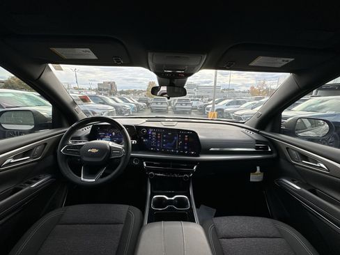 New 2025 Chevrolet Traverse LT w/ Enhanced Driving Package image 23