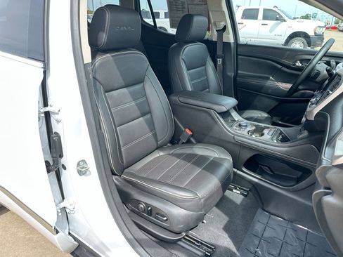Used 2023 GMC Acadia Denali image 26