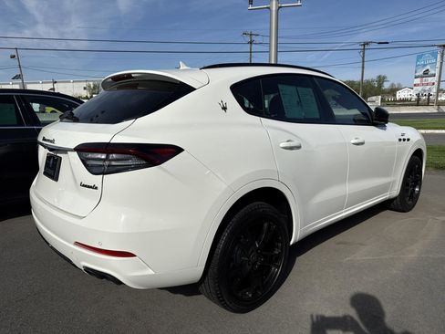 Certified 2022 Maserati Levante GT image 4