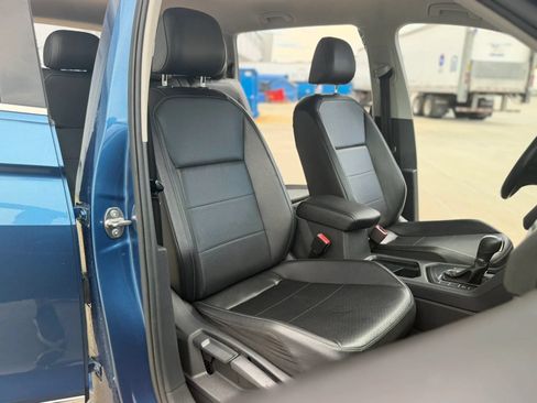 Used 2018 Volkswagen Tiguan SE w/ Front Fog Lights Package FWD image 26