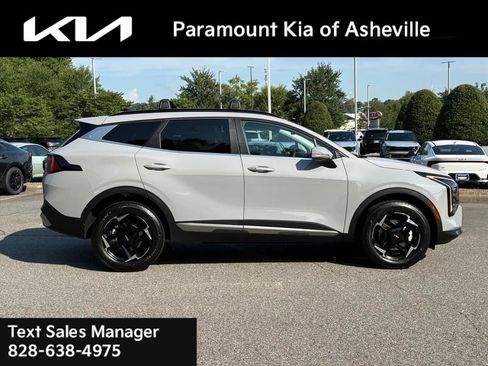 Certified 2026 Kia Sportage EX w/ EX Panoramic Sunroof Package AWD/4WD image 6
