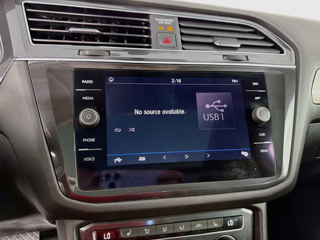 Used 2019 Volkswagen Tiguan SEL FWD image 18