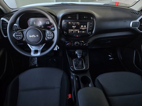 Used 2024 Kia Soul LX w/ Option Group 015 image 13