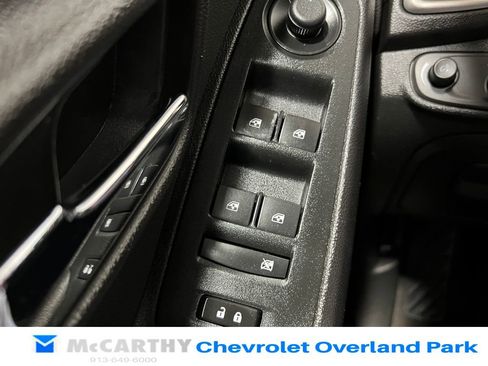 Used 2018 Chevrolet Trax LT w/ Sun & Sound Package image 16