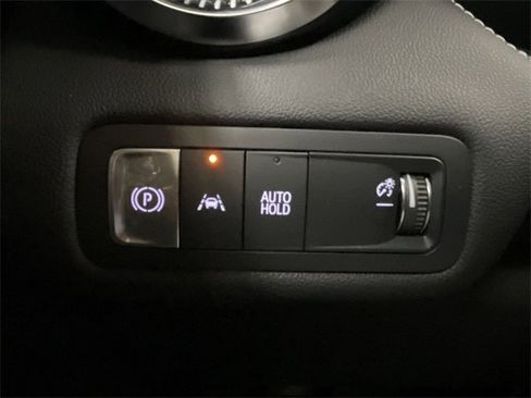 Certified 2025 Chevrolet Blazer EV LT w/ Super Cruise Package image 32