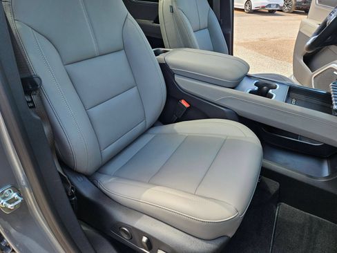 New 2026 GMC Acadia Elevation w/ Elevation Premium Package FWD image 31