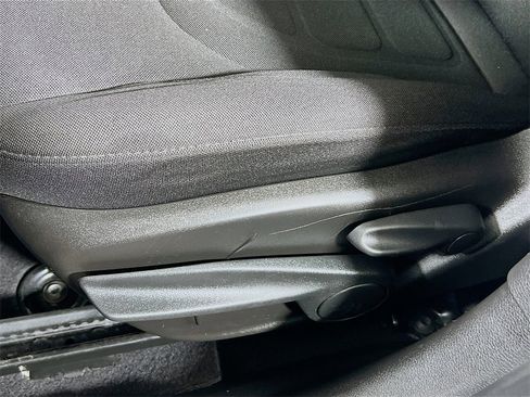 Used 2021 Jeep Renegade Latitude image 17