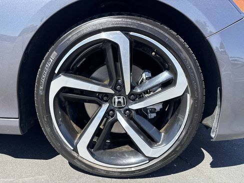 Used 2020 Honda Accord Sport image 9