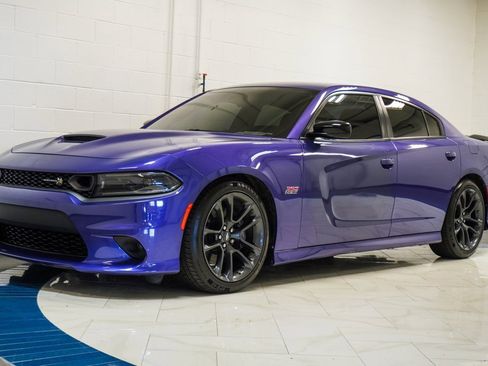 Used 2023 Dodge Charger Scat Pack w/ Harman/Kardon Audio Group image 4